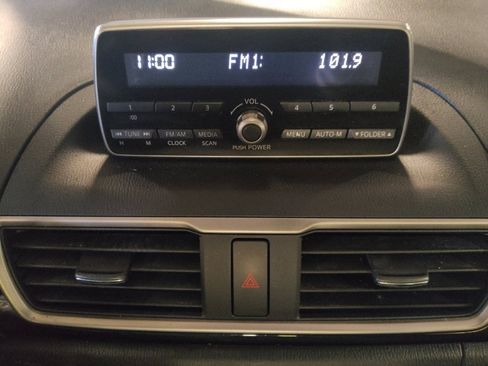 Used 2014 MAZDA MAZDA3 i SV image 25