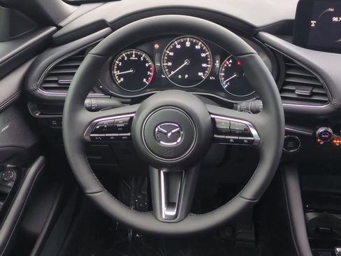 New 2026 MAZDA MAZDA3 Hatchback w/Premium Plus Pkg image 23