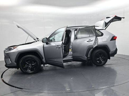 Used 2021 Toyota RAV4 XLE w/ Convenience Package AWD/4WD image 61