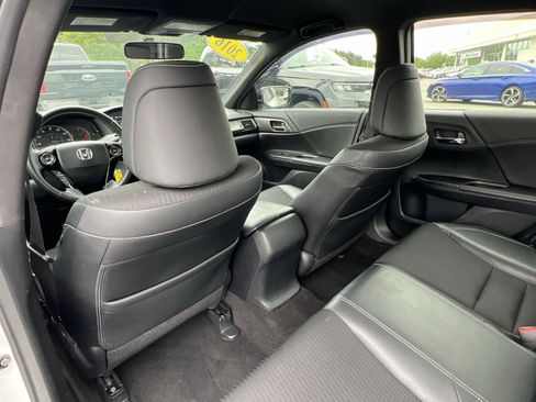 Used 2016 Honda Accord Sport image 27