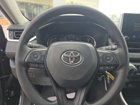 Certified 2025 Toyota RAV4 LE FWD image 24