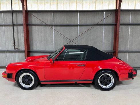 Used 1987 Porsche 911 Carrera RWD image 20