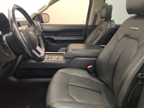 Used 2019 Ford Expedition Platinum AWD/4WD image 17