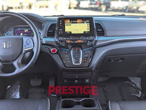 Used 2022 Honda Odyssey Elite image 25