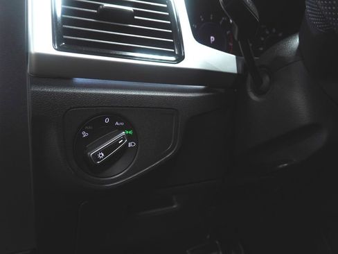 Used 2023 Volkswagen Atlas Cross Sport SEL R-Line image 22