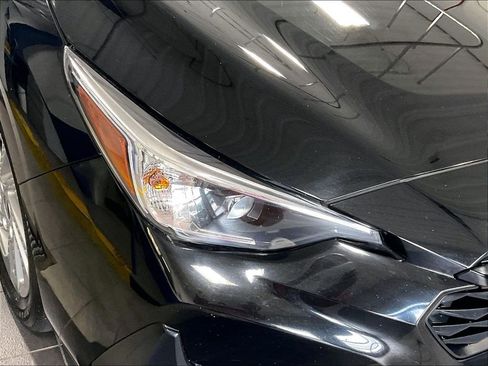 Used 2024 Subaru Impreza 2.0i AWD/4WD image 32