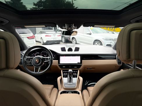 Used 2019 Porsche Cayenne AWD/4WD image 26