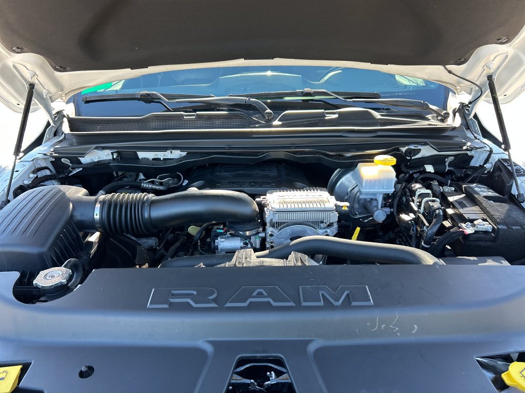 Used 2023 RAM 1500 Laramie AWD/4WD image 28