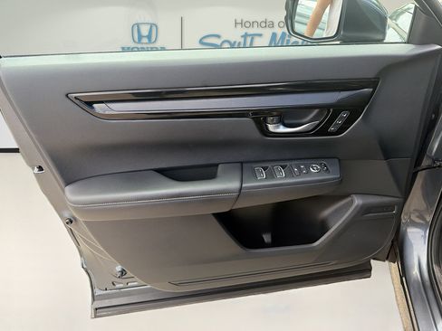 Certified 2025 Honda CR-V EX-L image 19