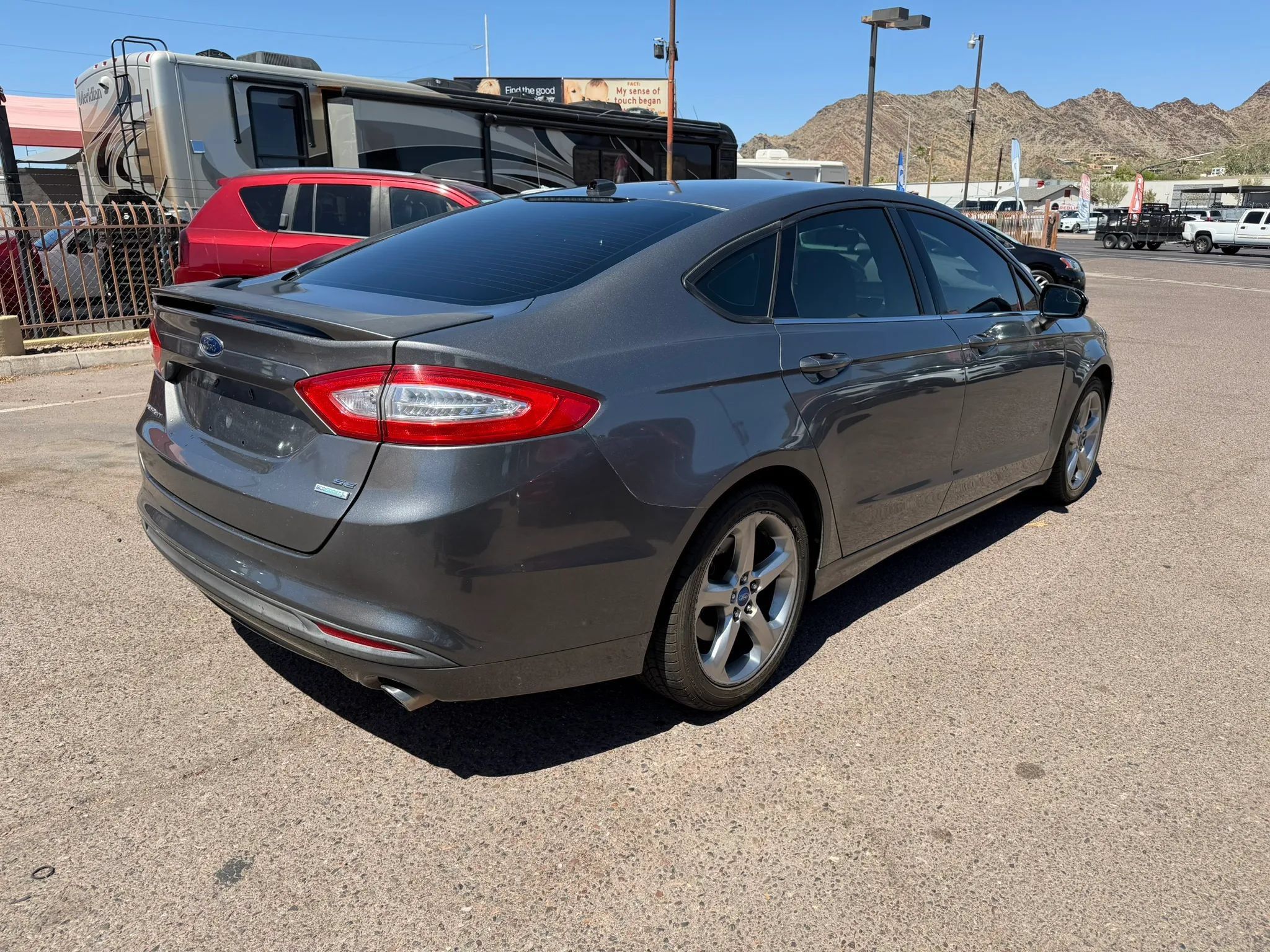 Used 2013 Ford Fusion SE FWD image 5
