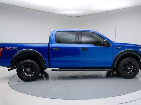Used 2017 Ford F150 XLT AWD/4WD image 14