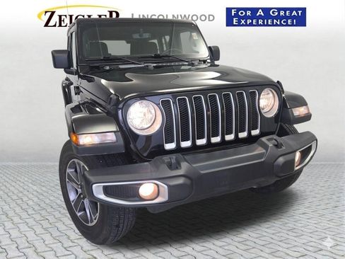 Used 2023 Jeep Wrangler Unlimited Sahara AWD/4WD image 4