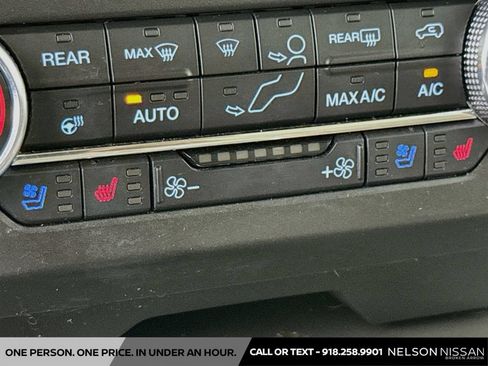 Used 2020 Ford Expedition XLT w/ Equipment Group 202A RWD image 20