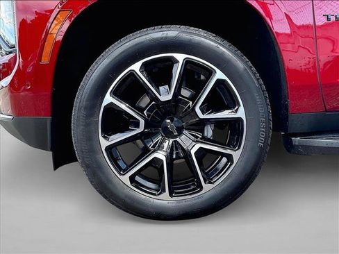Used 2026 Chevrolet Tahoe RST RWD image 10