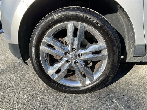 Used 2012 Ford Edge SEL image 11