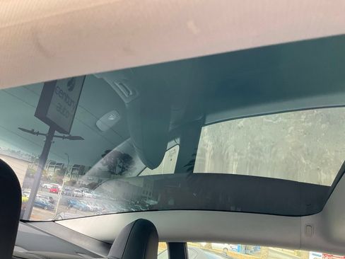 Used 2022 Tesla Model 3 RWD image 55