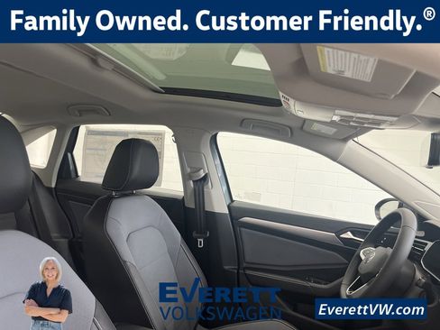 New 2026 Volkswagen Jetta SE image 40