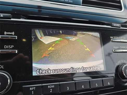 Used 2014 Nissan Altima 2.5 SV image 21