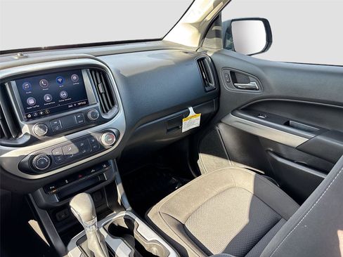 Used 2022 Chevrolet Colorado LT w/ Fleet Safety Package RWD image 21