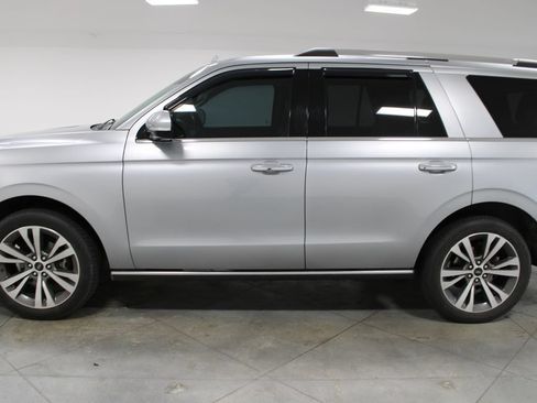 Used 2020 Ford Expedition Limited w/ Equipment Group 302A AWD/4WD image 6