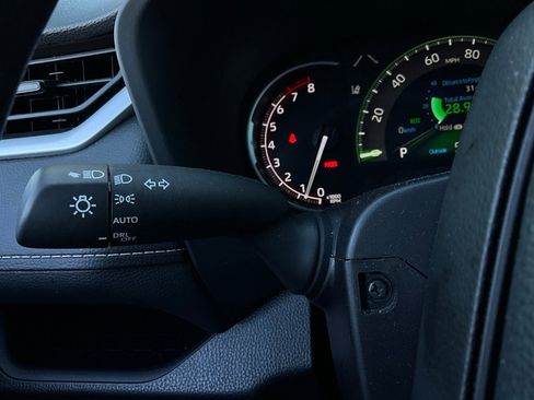 Used 2025 Toyota RAV4 XLE image 36