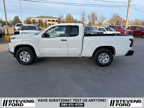 Used 2023 Nissan Frontier S image 10