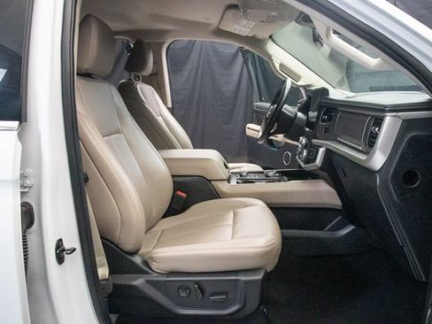 Used 2024 Ford Expedition Max XLT AWD/4WD image 16