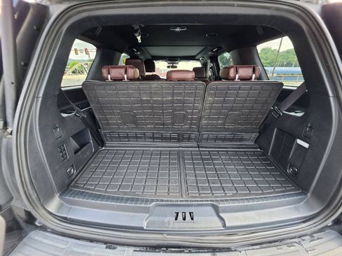Used 2022 Ford Expedition Limited AWD/4WD image 11