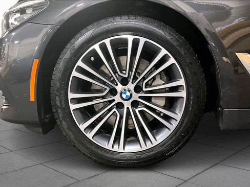 Used 2019 BMW 540i xDrive w/ Convenience Package image 11