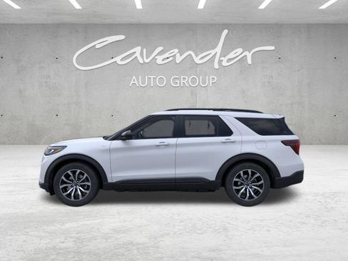 New 2026 Ford Explorer ST-Line RWD image 4