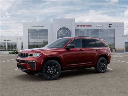 New 2026 Jeep Grand Cherokee Limited AWD/4WD image 2