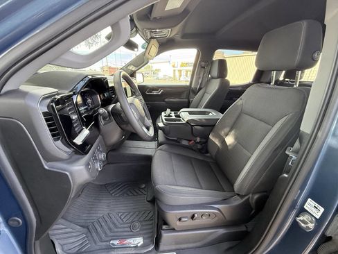 Used 2024 Chevrolet Silverado 1500 RST w/ Z71 Off-Road Package image 12