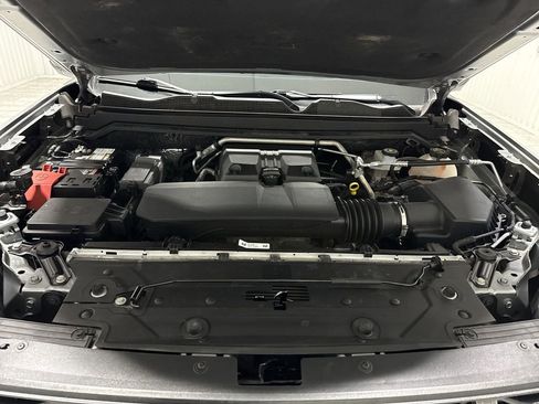 Used 2024 GMC Canyon AT4X image 31