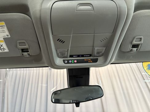 Used 2024 Chevrolet Equinox LT FWD image 26