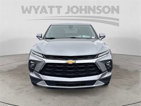 Used 2024 Chevrolet Blazer LT image 8