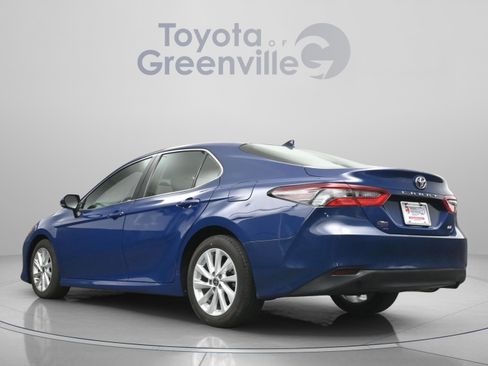 Used 2023 Toyota Camry LE w/ Convenience Package FWD image 28