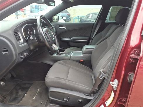 Used 2017 Dodge Charger SXT image 20