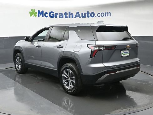 Used 2025 Chevrolet Equinox LT FWD image 25