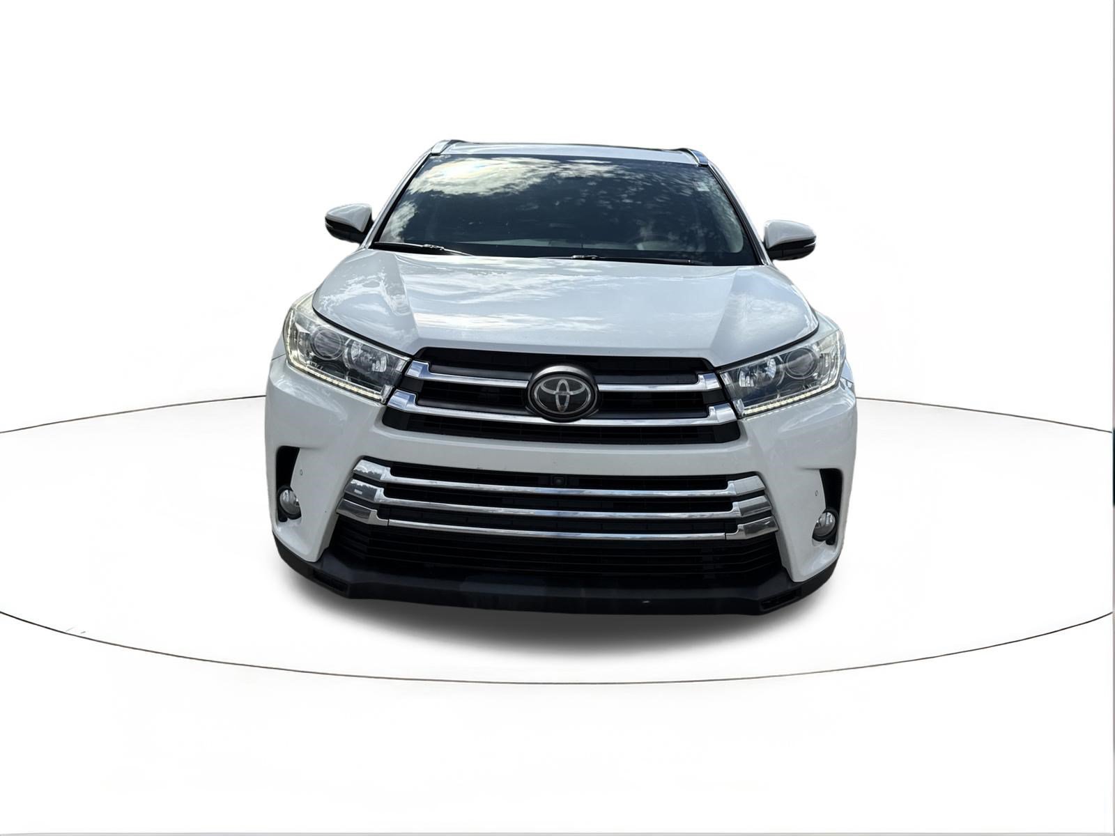 Used 2018 Toyota Highlander Limited Platinum AWD/4WD image 8