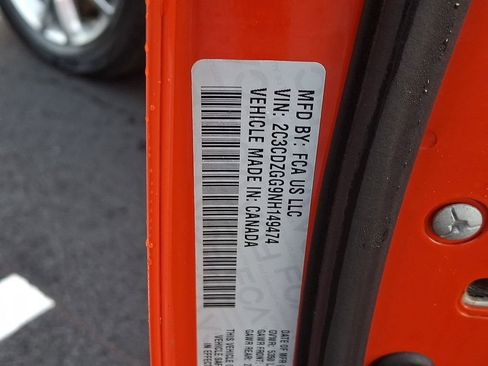 Used 2022 Dodge Challenger SXT image 29