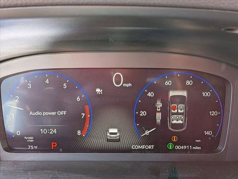 Certified 2025 Acura ADX FWD image 10