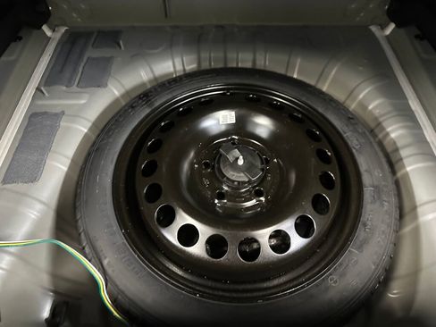 Certified 2024 Chevrolet Trax LS image 22