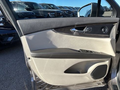 Used 2020 Lincoln Nautilus Reserve image 34