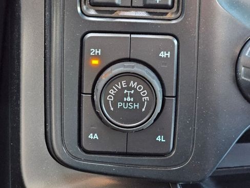 Used 2025 Ford F150 Lariat w/ Equipment Group 502A High AWD/4WD image 26