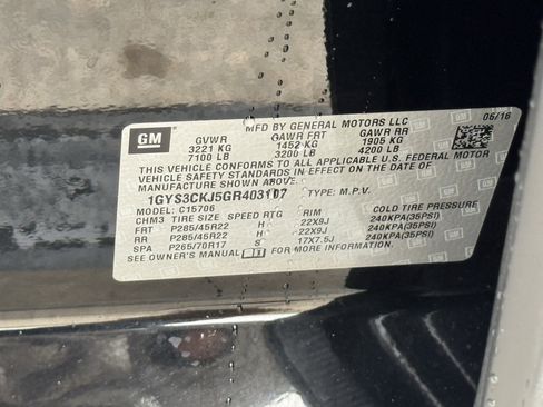 Used 2016 Cadillac Escalade Premium RWD image 33