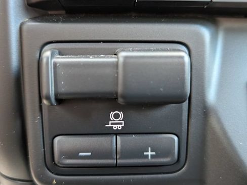 Used 2024 Chevrolet Silverado 2500 W/T w/ WT Convenience Package AWD/4WD image 22