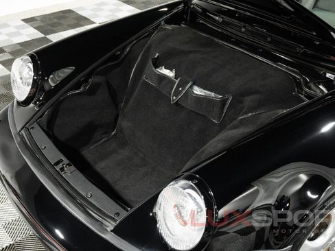 Used 1992 Porsche 911 America Roadster RWD image 78