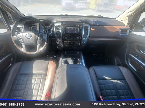 Used 2017 Nissan Titan Platinum Reserve image 23