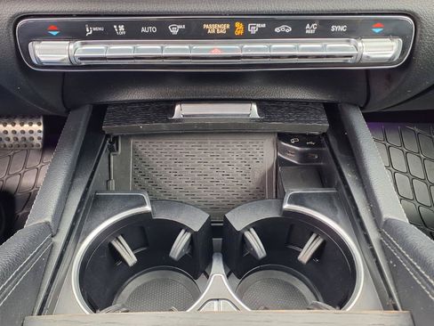 Used 2023 Mercedes-Benz GLS 450 4MATIC image 27