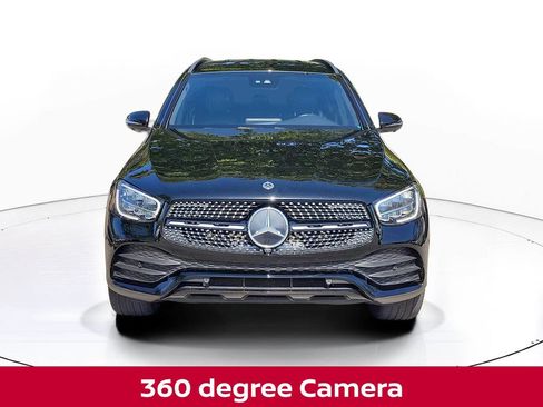 Used 2022 Mercedes-Benz GLC 300 image 2